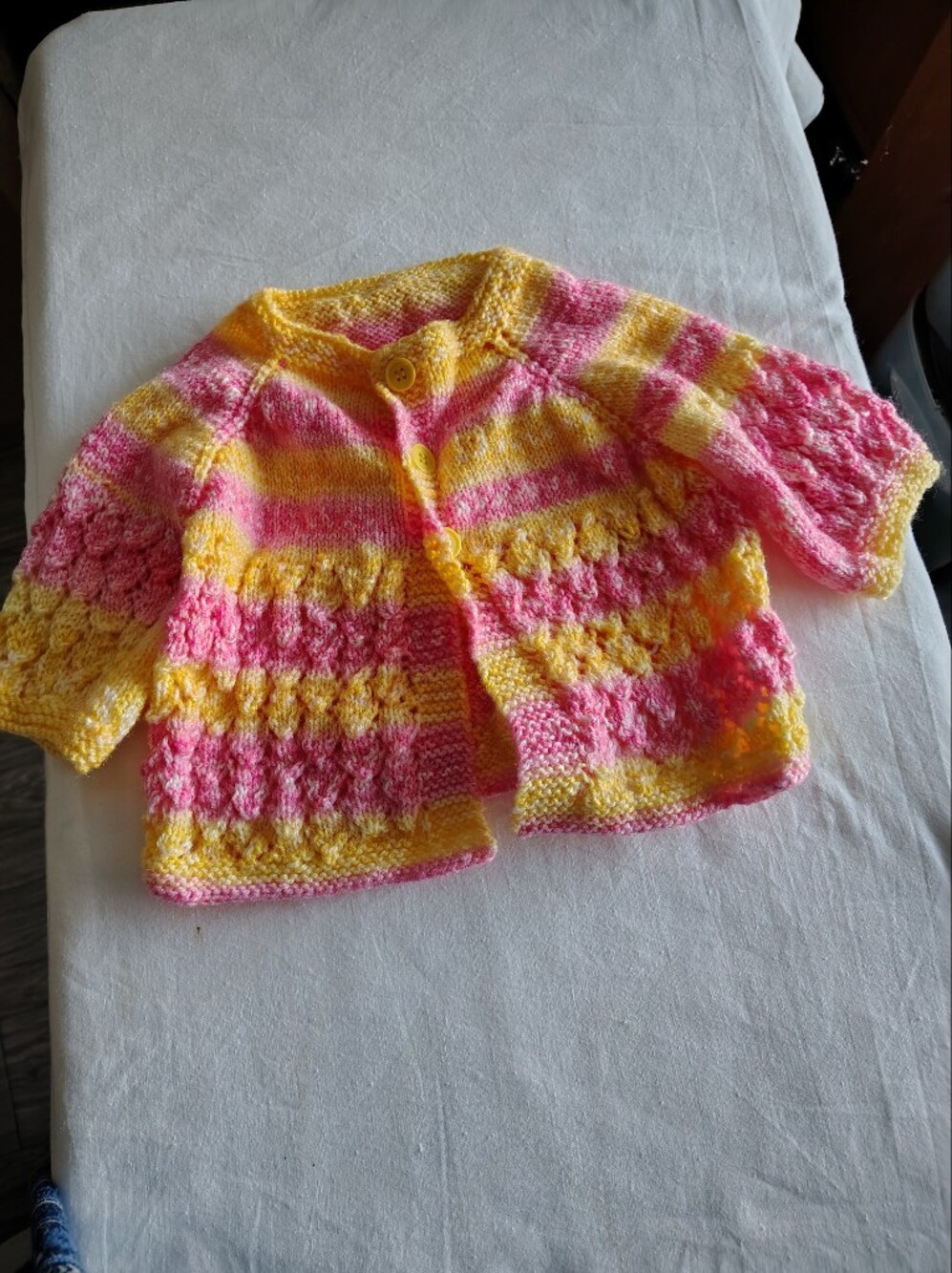 New Hanmade Kniff Baby Sweeter Pink Yellow Stripe 3-6 M